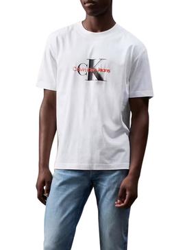 Camiseta Calvin Klein Jeans Monologo branca para homem.