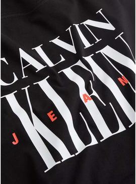 Camiseta Calvin Klein Jeans Serif preta para homem.