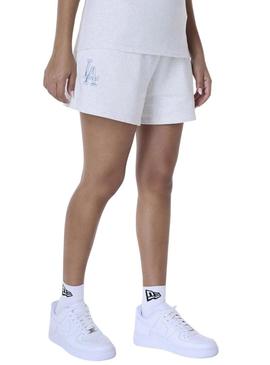 Shorts New Era LA Dodgers Essential cinza para mulher.