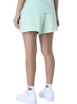 Calções curtos New Era LA Dodgers Essential verde para mulher.