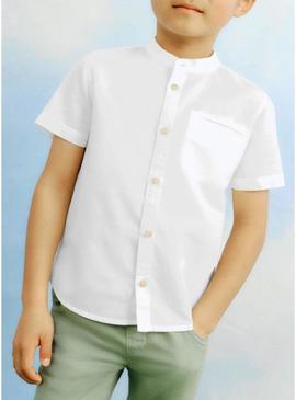 Camisa Mayoral Mao em linho branco para menino.