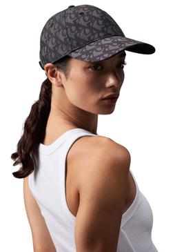 Boné Calvin Klein Jeans Monograma preto e cinza para mulher.