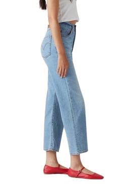 Calça jeans Levis Ribcage reta tornozelo azul para mulher.