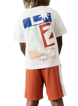 Camiseta Name It Femmin regular branco para menino.