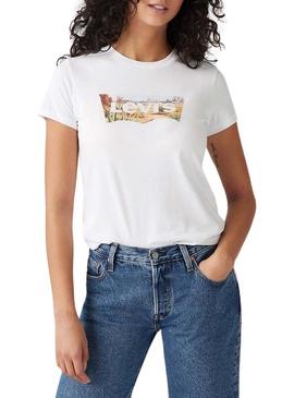 Camiseta Levis The Perfect Tee branca para mulher.