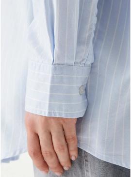 Camisa Tommy Jeans Badge listrada azul e branca para mulher
