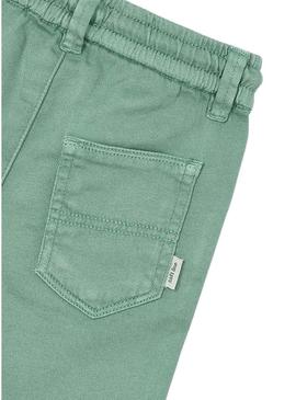 Bermuda Mayoral verde suave para meninos.