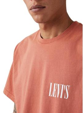 Camiseta Levis Relaxed coral para homem.