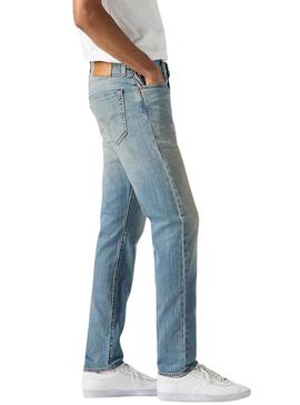 Calça jeans Levis 512 slim taper para homem.