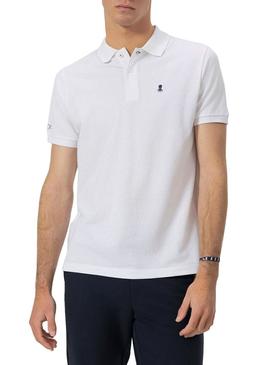 Camisa básica branca para homem.