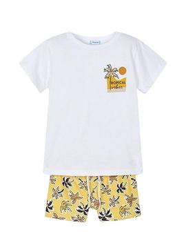 Conjunto Mayoral sunga amarela e camiseta infantil.