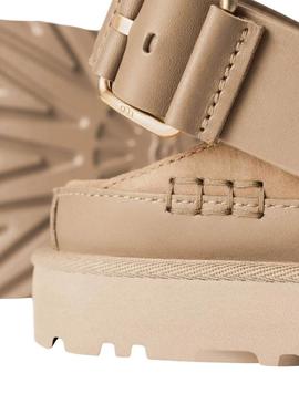 Tamancos UGG Goldenstar Villa Clog bege para mulheres.