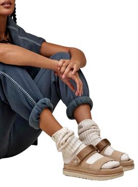 Sandálias UGG Goldenstar bege para mulheres.