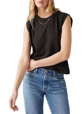 Camiseta Levis Boxy preta para mulher.