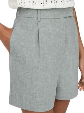 Short verde bonito apenas para mulher