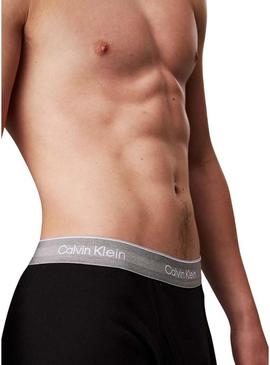 Pack com 3 cuecas Calvin Klein boxer pretas para homem.