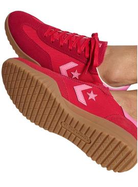 Tênis Converse Run Star rosa fúcsia.