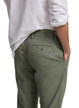 Calça Silbon Sport Chino lisa verde para homem.