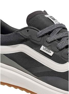 Sapatilhas Vans Ultrarange preto para homens.