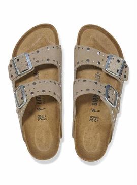 Sandálias Birkenstock Arizona Rivet bege para mulher.