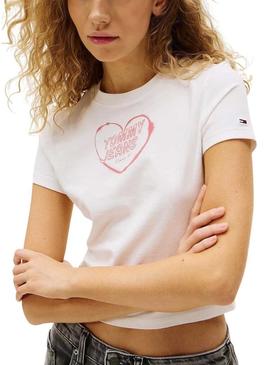 Camiseta Tommy Jeans Heart branca para mulher.