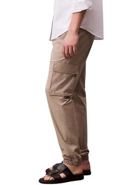 Calças cargo Calvin Klein Jeans ripstop cáqui para homens.