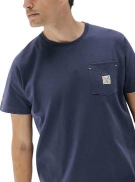 Camiseta El Pulpo com bolso azul marinho para homem.