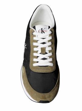 Tênis Calvin Klein Jeans Retro Runner preto e verde para homem.