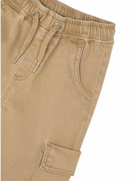 Calça cargo Mayoral em camelo unissex.
