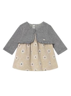 Vestido Mayoral com casaco cinza para bebê.
