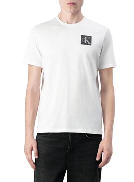 Camiseta Calvin Klein Gradient Monogram branca para homem.
