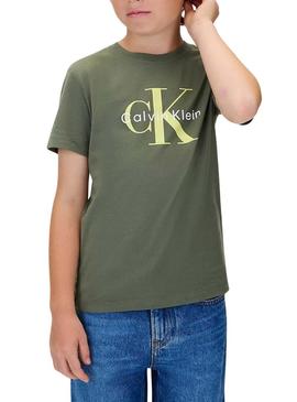 Camisa Calvin Klein Monograma verde para meninos.