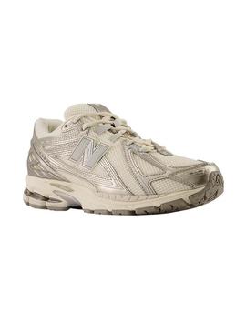 Sapatilhas New Balance U1960 bege para mulher.