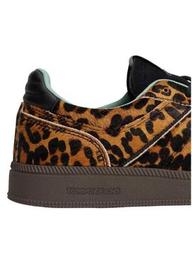 Sapatilhas Tommy Jeans The Greenwich leopard para mulher.