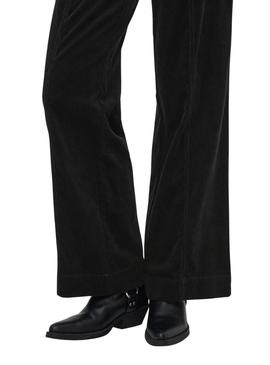 Calça Only Madison de veludo cotelê preta para mulher.