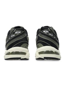 Tênis Asics Gel 1130 verde e preto para homem.