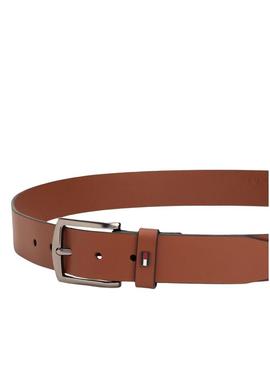 Cinto de couro Tommy Hilfiger Denton com logo de camelo para homem.