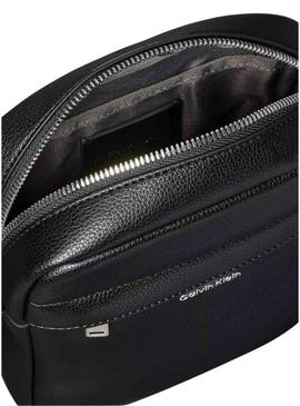 Bolsa Calvin Klein Reporter preta para homem