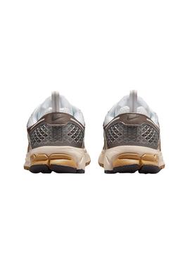 Sapatilhas Nike Modelo Vomero 5 para menino e menina