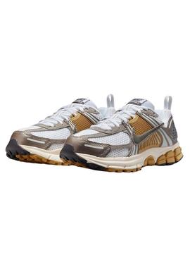 Sapatilhas Nike Modelo Vomero 5 para menino e menina
