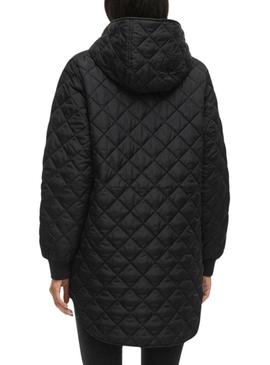 Casaco acolchoado preto da Vila Vitate para mulher.