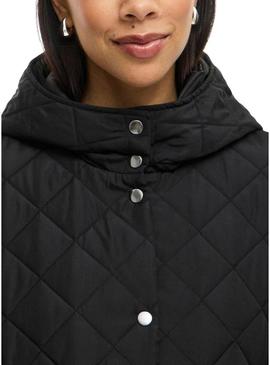 Casaco acolchoado preto da Vila Vitate para mulher.