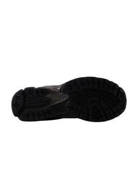 Sapatilhas New Balance U2002R roxas e pretas para homem.