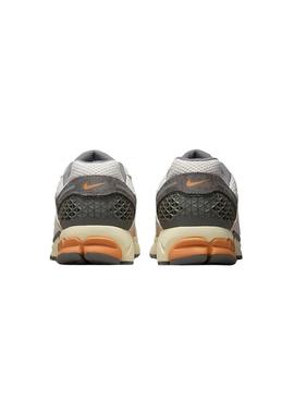 Tênis Nike Zoom Vomero 5 para homens.