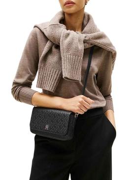 Bolsa transversal Tommy Hilfiger Icon preta para mulher.