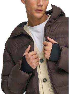 Coletor acolchoado com capuz marrom Only and Sons Union para homens