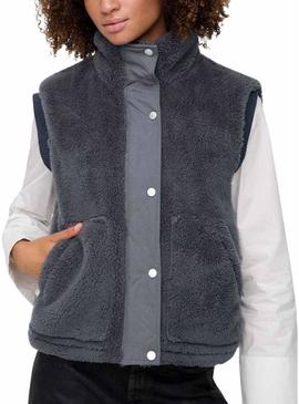 Colete Only Bari Teddy cinza para mulher