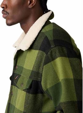 Jaqueta Levis Trucker Plaid Sherpa xadrez verde para homens