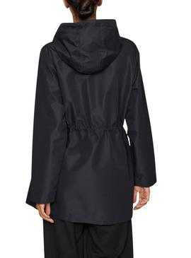 Capa de chuva preta Vila Vitally para mulher.
