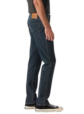 Calça jeans Levis 502 denim escuro para homem.